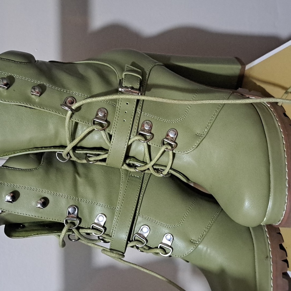 Green Boots